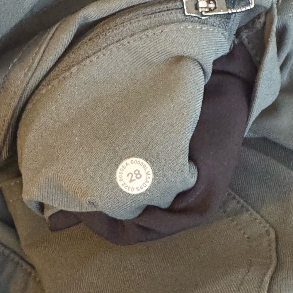 Lululemon ABC Slim-Fit 5 Pocket Pant